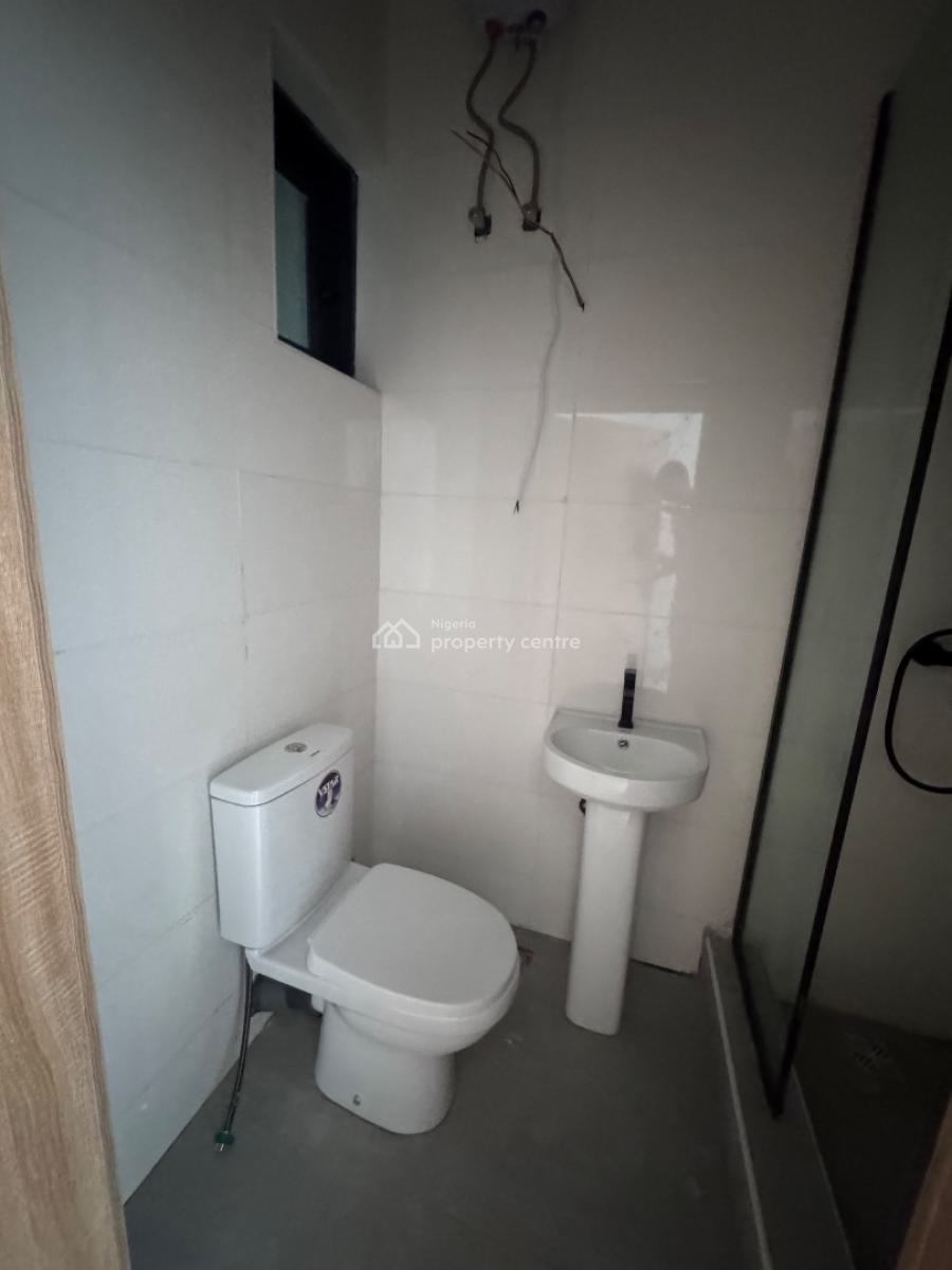 Luxury 2 Bedroom Apartment + Bq, Swimming Pool, Lift and Gym, Less Than 3 Minutes Drive From Oba Elegushi Palace, Ikate Elegushi, Lekki, Lagos, Flat / Apartment for Sale