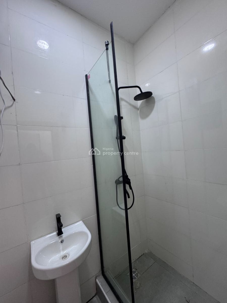 Luxury 2 Bedroom Apartment + Bq, Swimming Pool, Lift and Gym, Less Than 3 Minutes Drive From Oba Elegushi Palace, Ikate Elegushi, Lekki, Lagos, Flat / Apartment for Sale