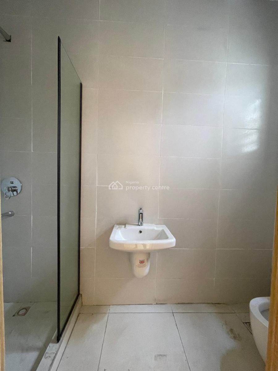 2bedroom Serviced Apartment with Swimming Pool and Gym House, Lekki Lagos, Ologolo, Lekki, Lagos, Flat / Apartment for Sale