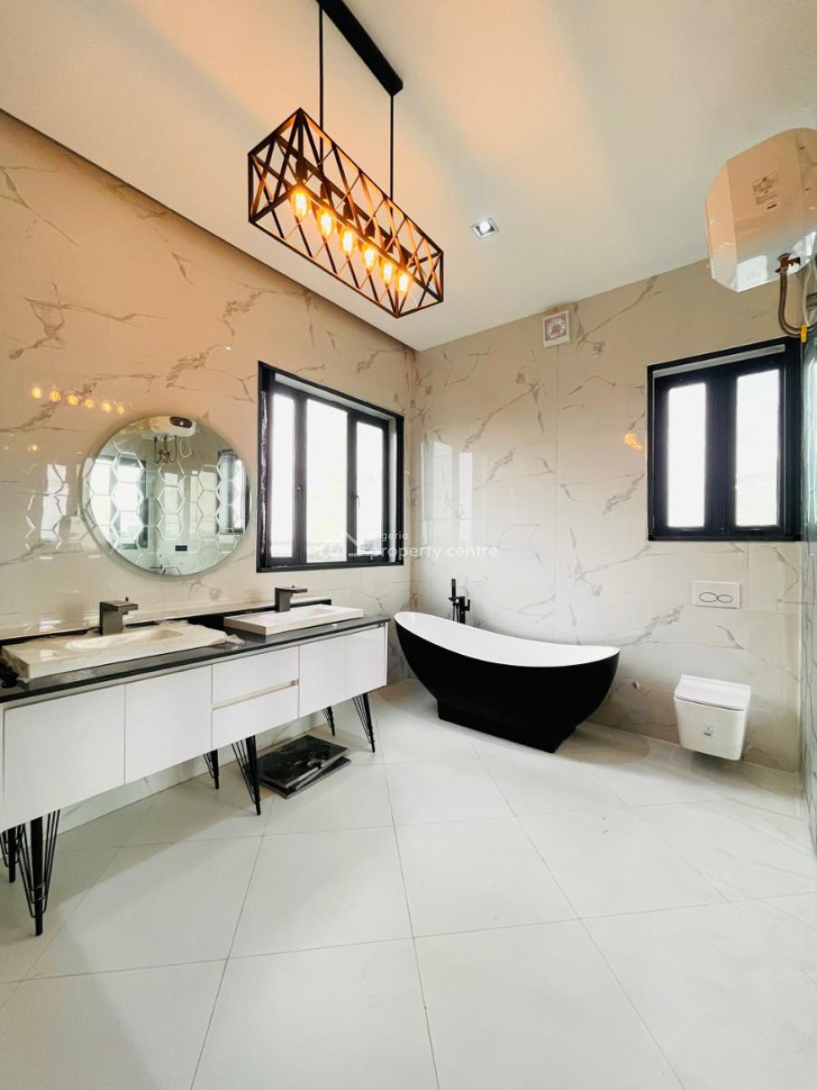 ️ Oligarch Standard 5 Bedrooms Super Luxury Home with Elevator, Ikoyi, Lagos, House for Sale