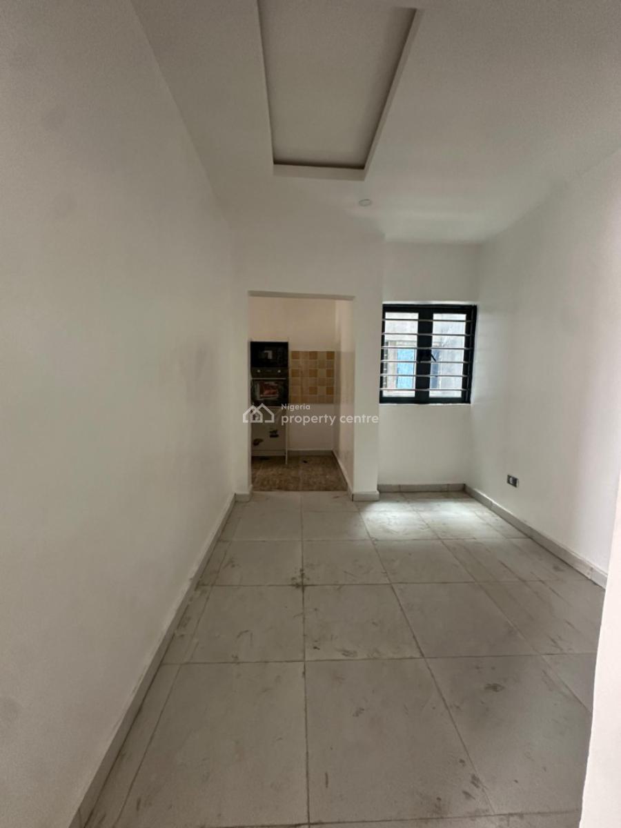 2-bedroom Apartment, Ologolo, Lekki, Lagos, Flat / Apartment for Sale