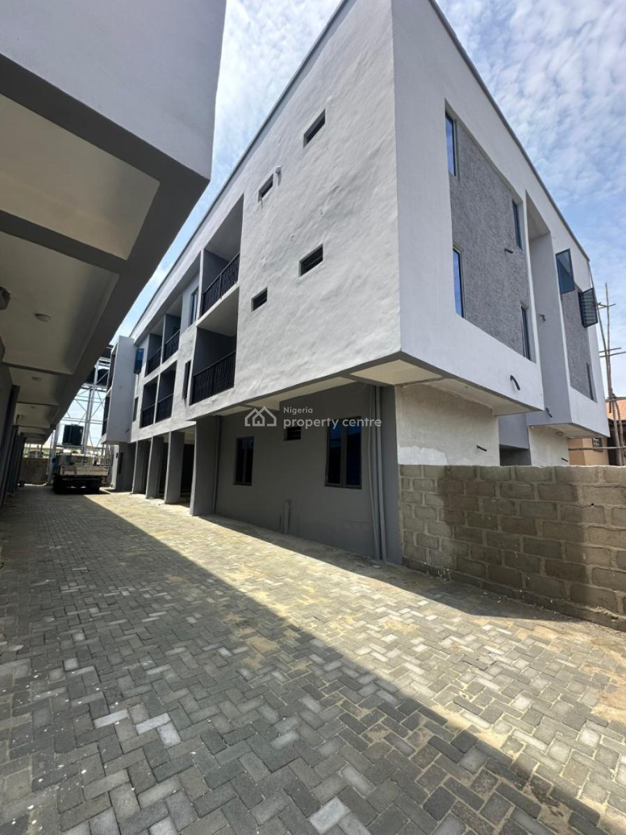2-bedroom Apartment, Ologolo, Lekki, Lagos, Flat / Apartment for Sale