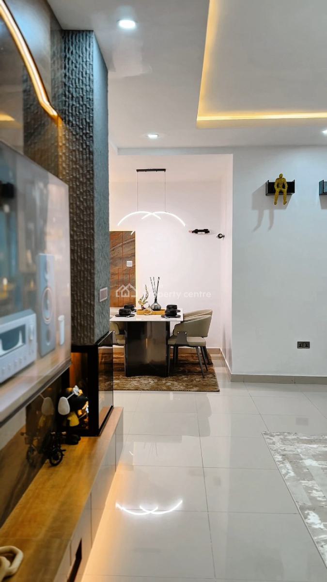 Book This Luxurious 2 Bedroom Apartment, Lekki Phase 1, Lekki, Lagos, Flat / Apartment Short Let