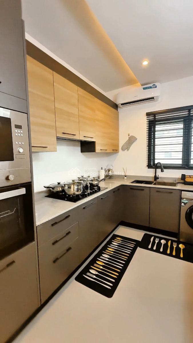 Book This Luxurious 2 Bedroom Apartment, Lekki Phase 1, Lekki, Lagos, Flat / Apartment Short Let