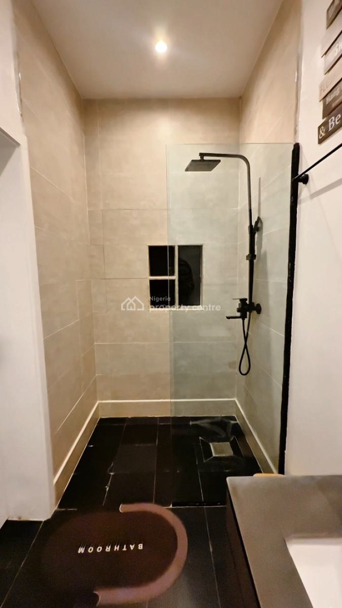 Book This Luxurious 2 Bedroom Apartment, Lekki Phase 1, Lekki, Lagos, Flat / Apartment Short Let