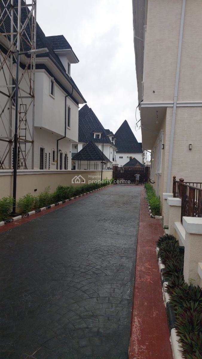 a Luxury 7bedroom Detached Duplex, Effab Metropolis Estate, Kubwa, Abuja, House for Sale