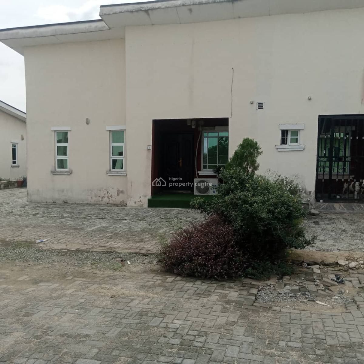 Fully Furnished Ensuite Room with Palor Space & Shared Kitchen, Orchid Road, Lekki, Lagos, House for Rent