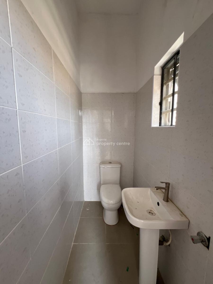 2 Bedroom Apartment in Choice Location, Fastest Closers Needed, Freedom Way, Lekki Phase 1, Lekki, Lagos, Flat / Apartment for Sale