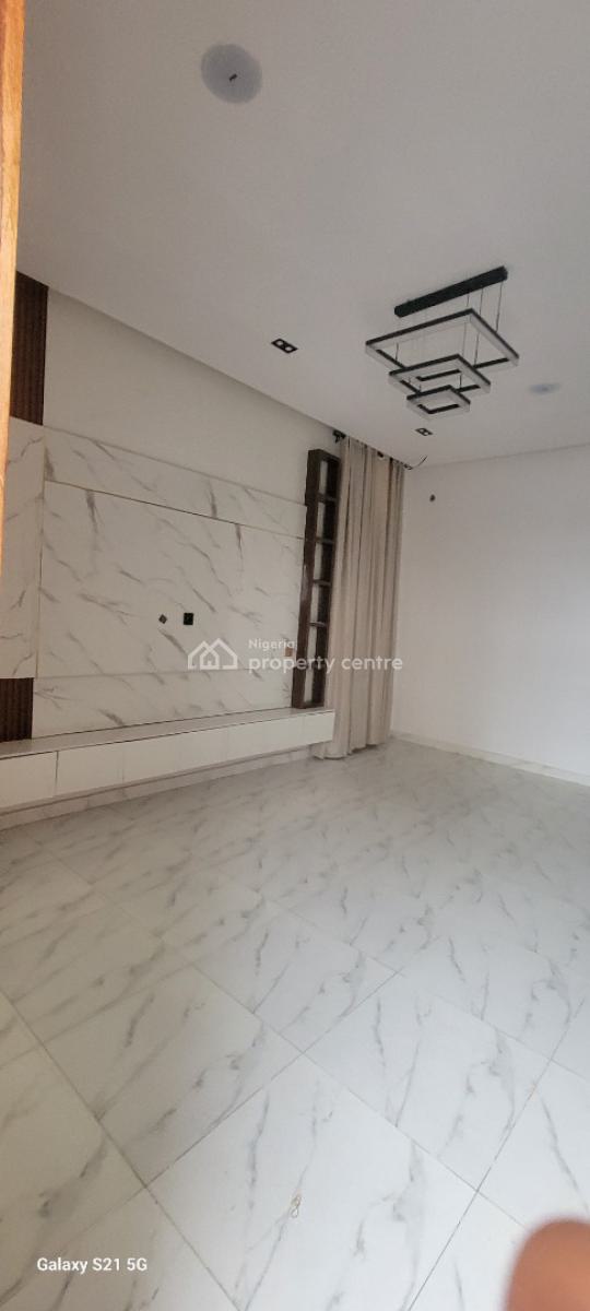 4bedroom Semi Detached Alone in Compound with Bq, Ikota Villa Estate, Lekki, Lagos, Semi-detached Duplex for Rent