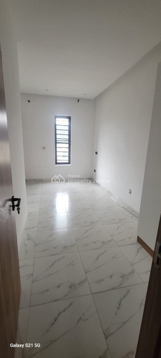 4bedroom Semi Detached Alone in Compound with Bq, Ikota Villa Estate, Lekki, Lagos, Semi-detached Duplex for Rent