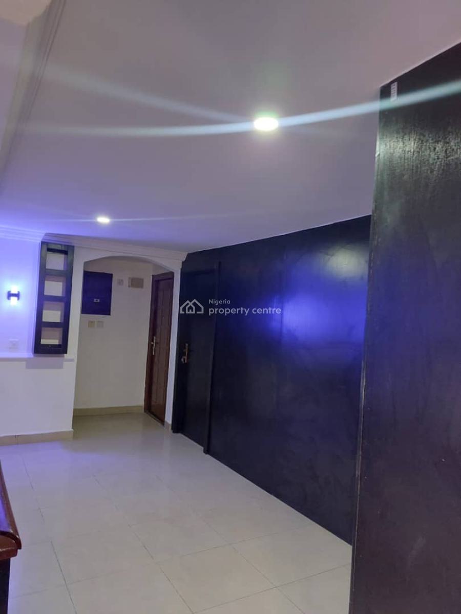 Luxury 3 Bedroom Town House with a Room Bq, Swimming Pool, Lekki Phase 1, Lekki, Lagos, Terraced Duplex for Rent