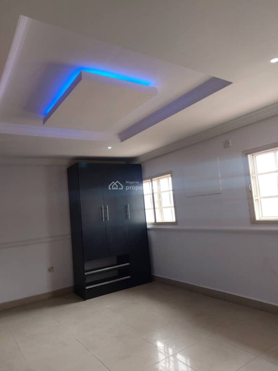 Luxury 3 Bedroom Town House with a Room Bq, Swimming Pool, Lekki Phase 1, Lekki, Lagos, Terraced Duplex for Rent