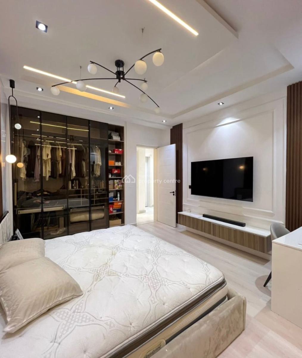 Sweet Fully Furnished 2 Bedrooms + Bq, Ologolo Estate, Ask Bencom Homes, Lekki, Lagos, Flat / Apartment for Sale
