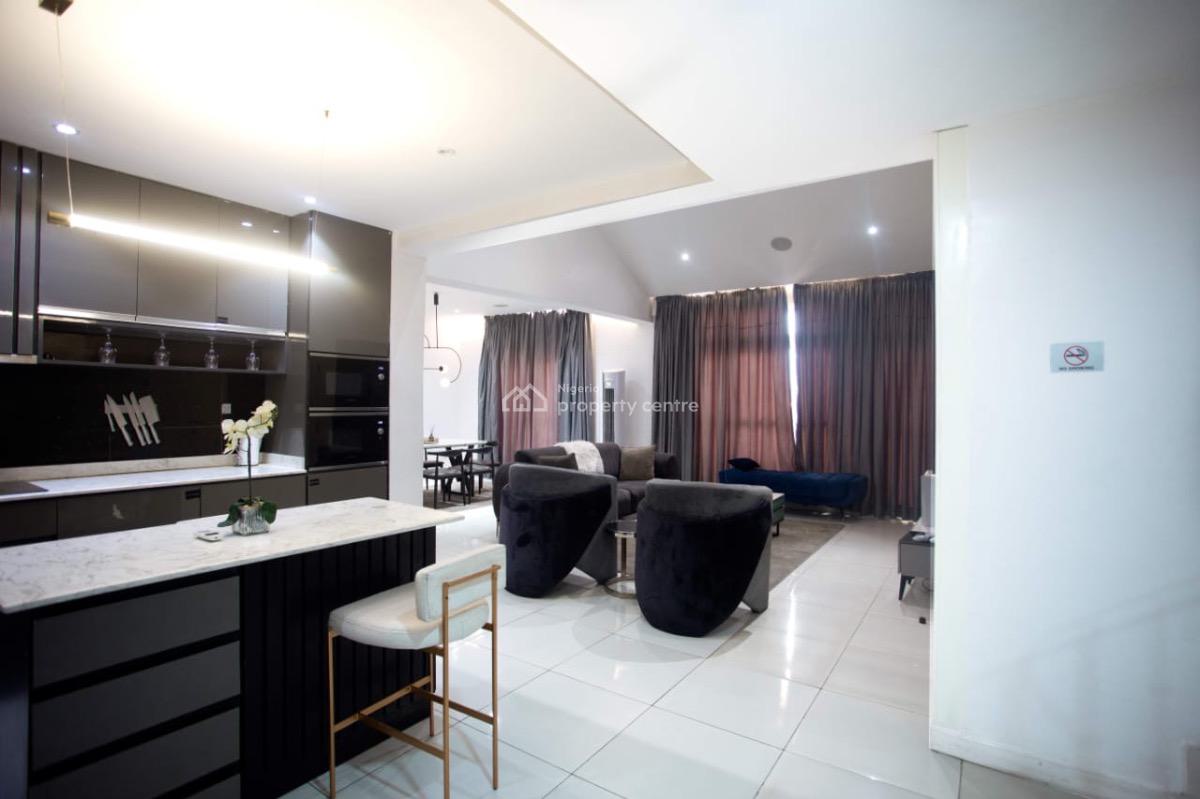 Luxe Penthouse Apartment with Private Cinema., Cadogan Estate, Osapa, Lekki, Lagos, Flat / Apartment Short Let
