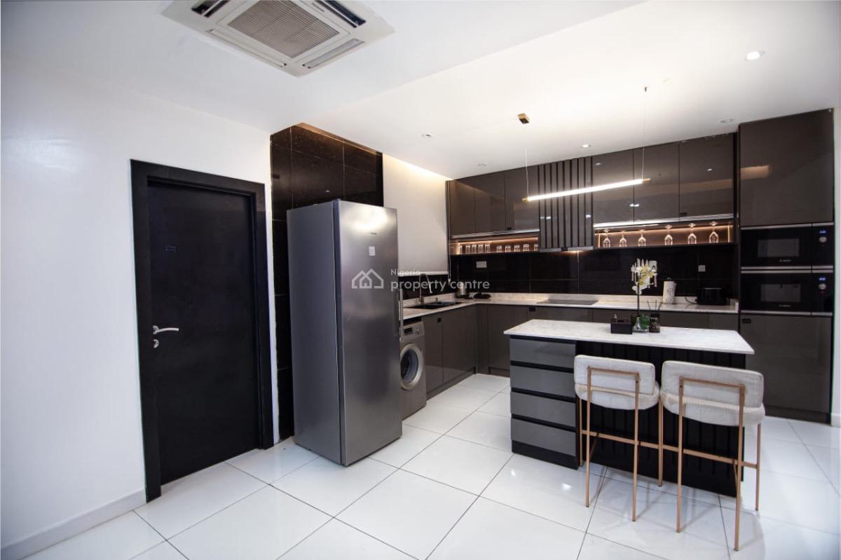 Luxe Penthouse Apartment with Private Cinema., Cadogan Estate, Osapa, Lekki, Lagos, Flat / Apartment Short Let