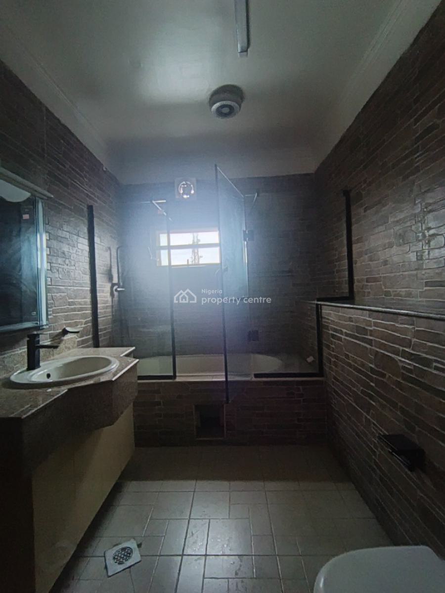 1 Bedroom Apartment for Office Or Residents, Off Bourdillon, Falomo, Ikoyi, Lagos, Mini Flat (room and Parlour) for Rent