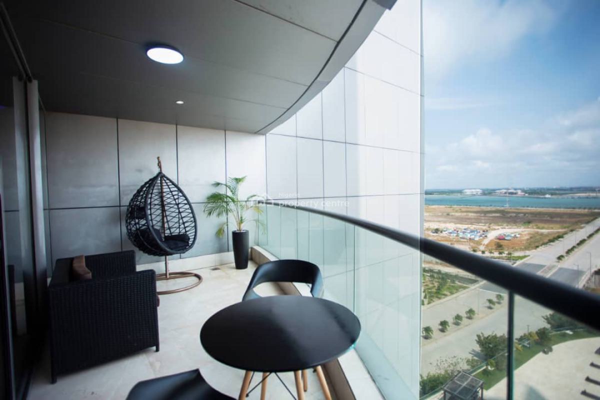 Luxe Penthouse Apartment with Cinema, Eko Atlantic City, Lagos, Flat / Apartment Short Let
