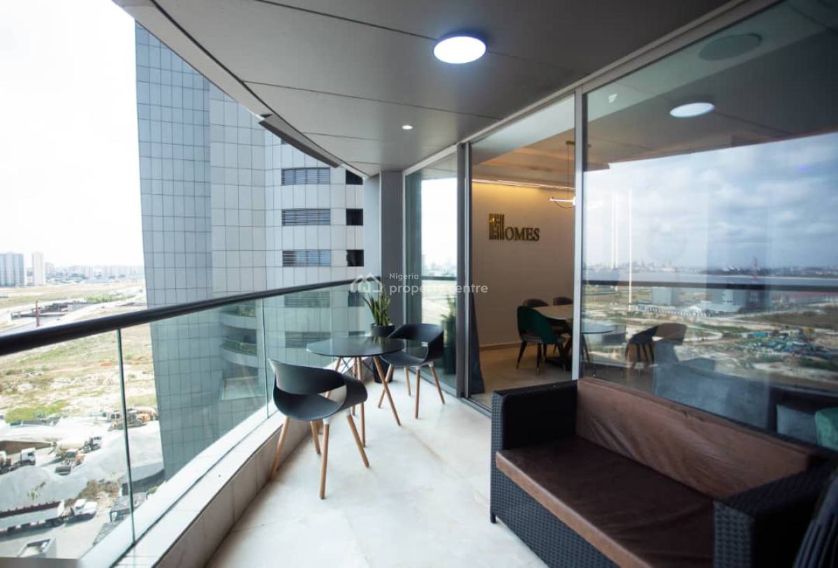 Luxe Penthouse Apartment with Cinema, Eko Atlantic City, Lagos, Flat / Apartment Short Let