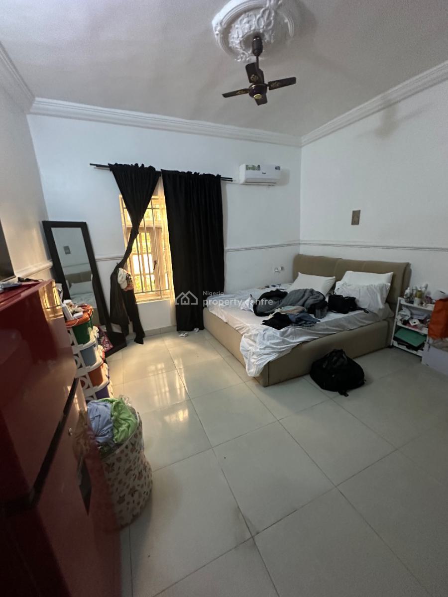 a Standard Room Self Contain Apartment in a Decent Environment, 3rd Avenue, Gwarinpa, Abuja, Self Contain (single Rooms) for Rent