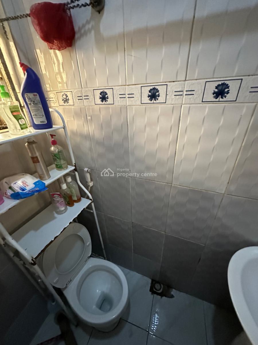 a Standard Room Self Contain Apartment in a Decent Environment, 3rd Avenue, Gwarinpa, Abuja, Self Contain (single Rooms) for Rent