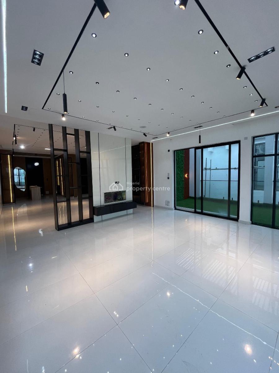 Spacious and Elegantly Built, Chevron, Lekki, Lagos, Detached Duplex for Sale