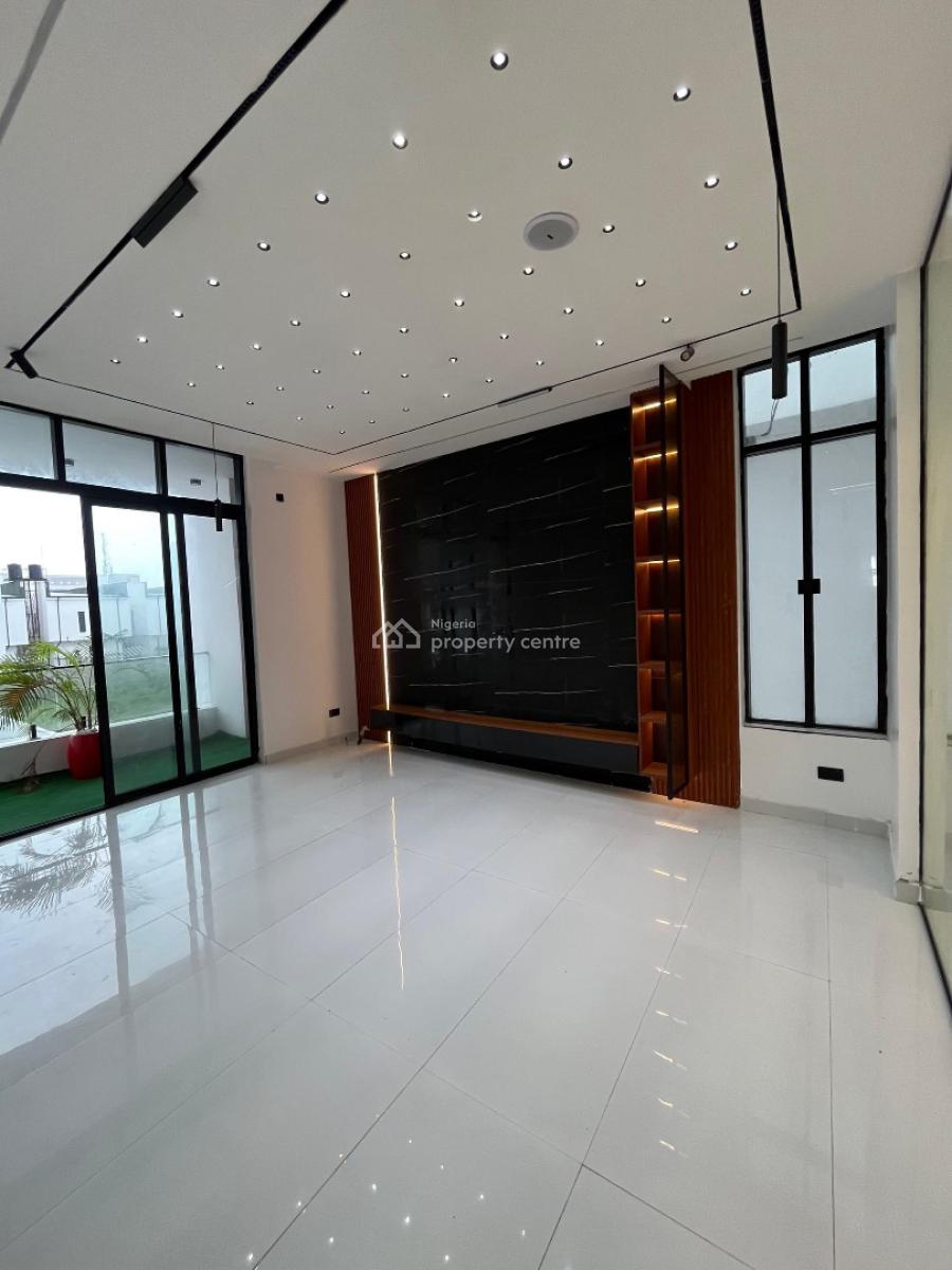 Spacious and Elegantly Built, Chevron, Lekki, Lagos, Detached Duplex for Sale