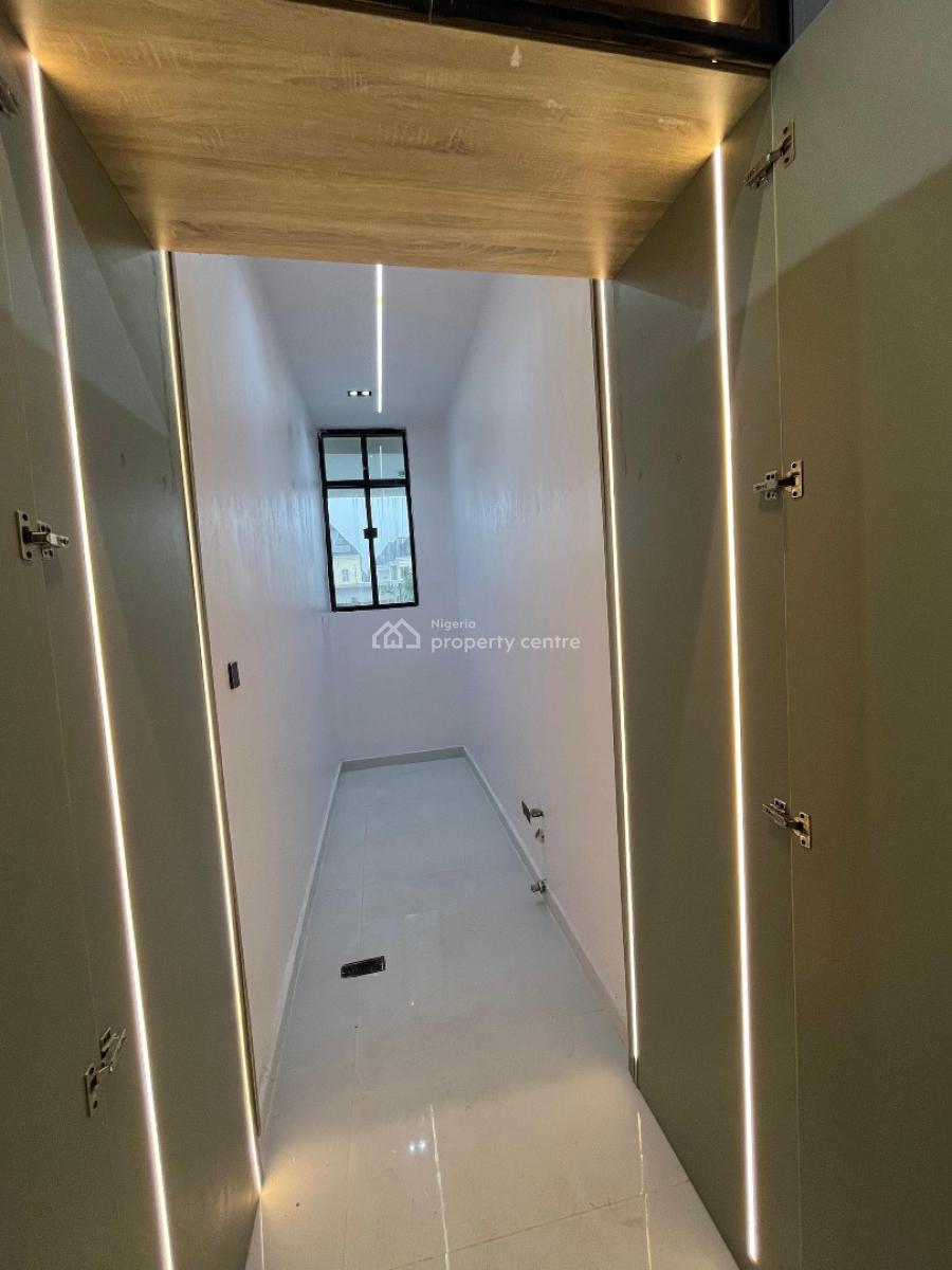 Spacious and Elegantly Built, Chevron, Lekki, Lagos, Detached Duplex for Sale