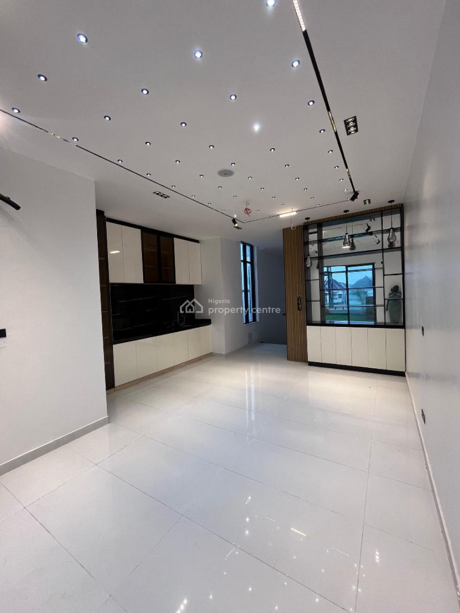 Spacious and Elegantly Built, Chevron, Lekki, Lagos, Detached Duplex for Sale