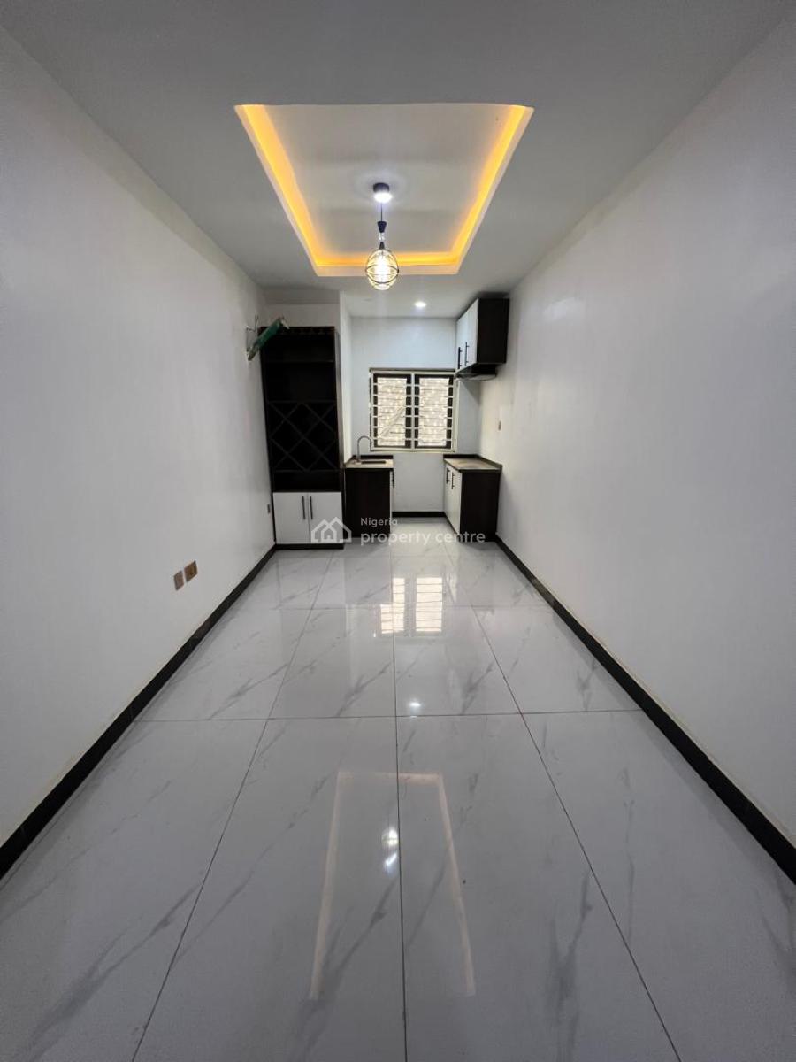 6-bedroom Penthouse Duplex, Karsana, Abuja, Flat / Apartment for Sale