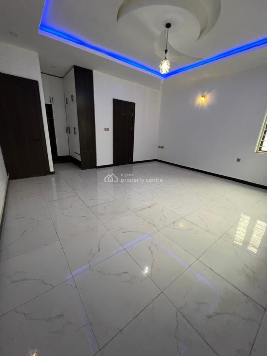 6-bedroom Penthouse Duplex, Karsana, Abuja, Flat / Apartment for Sale