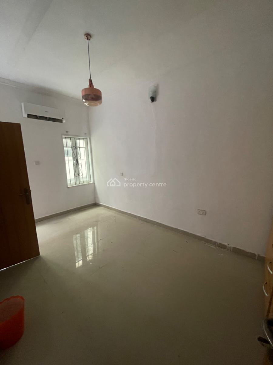 2/3 Three Bedroom Flat Ikota Gra, Ikota Gra, Ikota, Lekki, Lagos, Flat / Apartment for Rent
