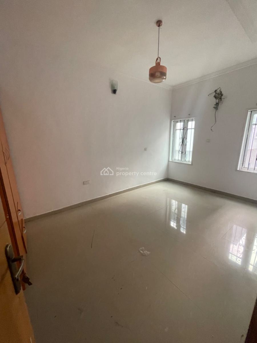 2/3 Three Bedroom Flat Ikota Gra, Ikota Gra, Ikota, Lekki, Lagos, Flat / Apartment for Rent