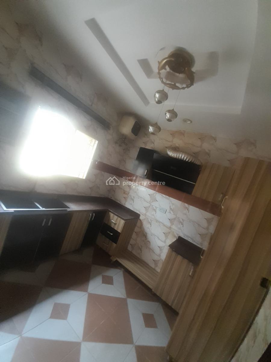 Spacious and Standard 3bedroom Duplex with 2 Sittings, Fo1 Layout, Kubwa, Abuja, Semi-detached Duplex for Rent