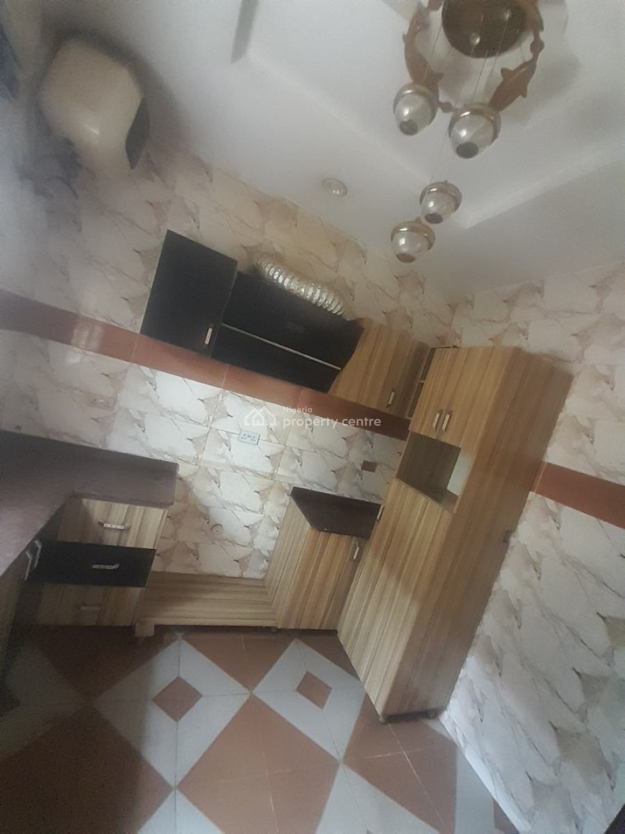 Spacious and Standard 3bedroom Duplex with 2 Sittings, Fo1 Layout, Kubwa, Abuja, Semi-detached Duplex for Rent