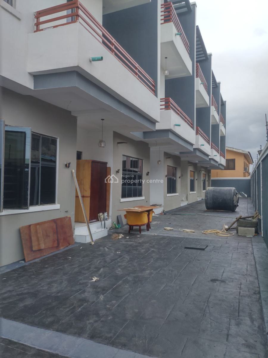 4 Bedroom, Extension, Omole Phase 2, Ikeja, Lagos, Terraced Duplex for Sale