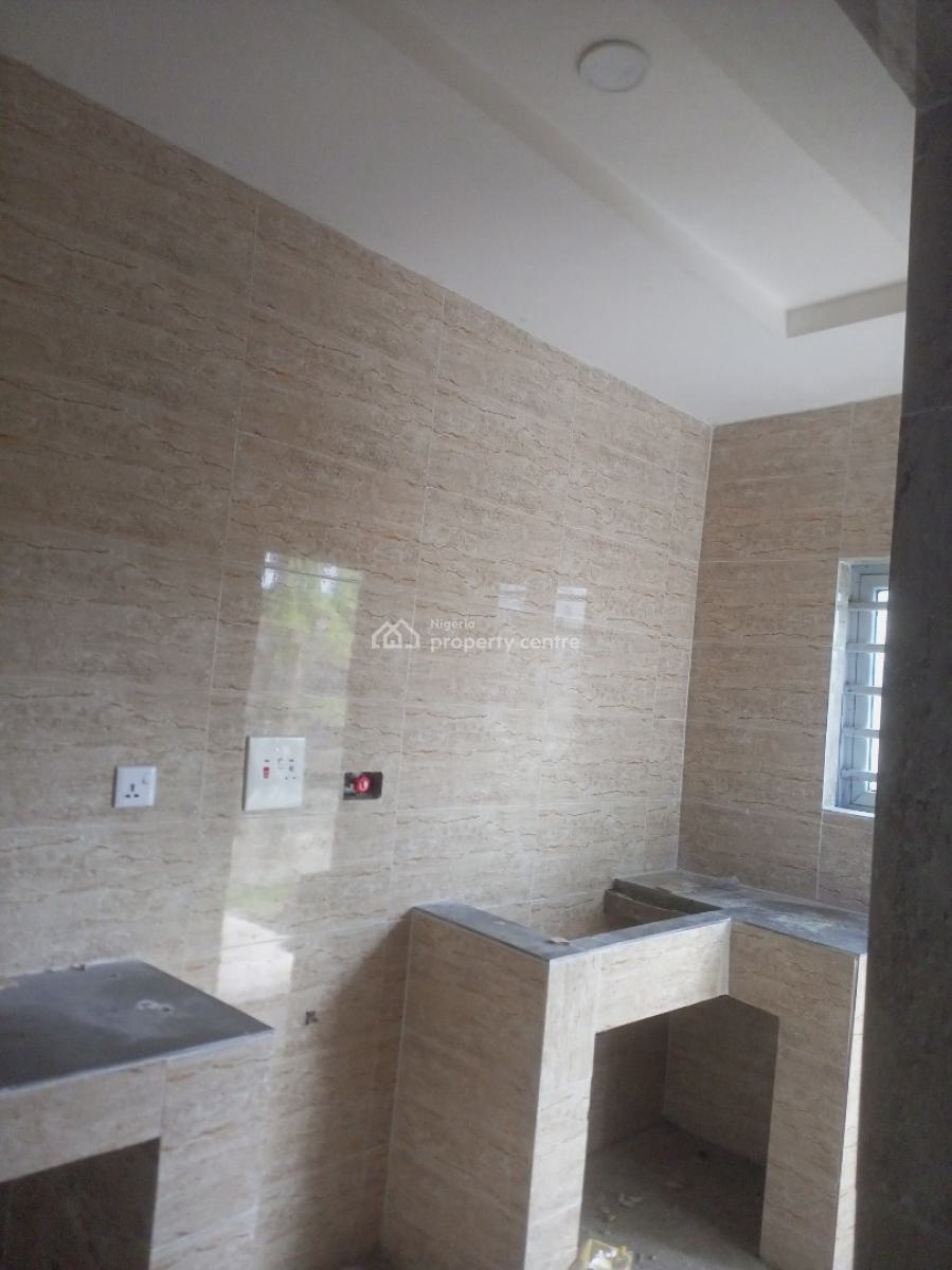 Newly Built 2 Bedroom, Bucknor Estate, Isolo, Lagos, Flat / Apartment for Rent