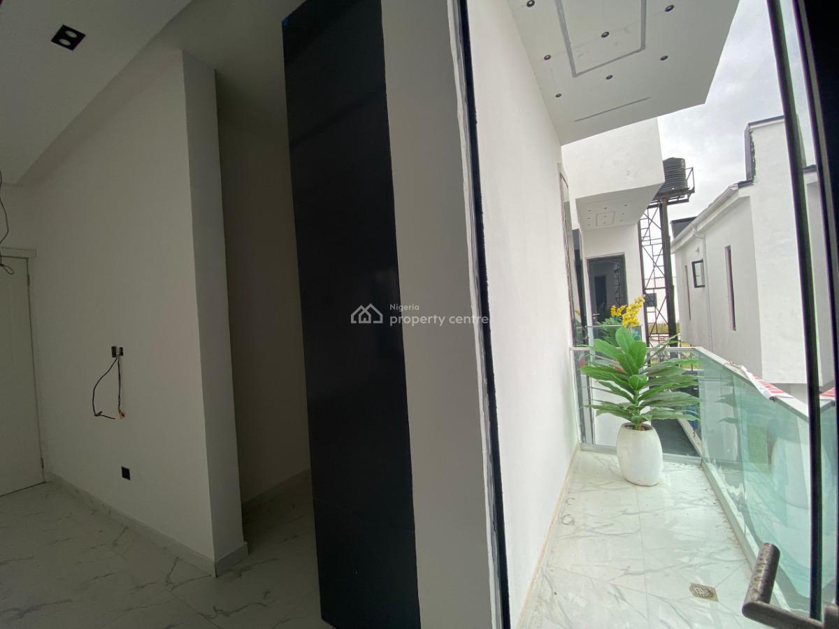 4 Bedrooms Detached Duplex with Bq, Ikota Villa Estate, Lekki, Lagos, Detached Duplex for Sale