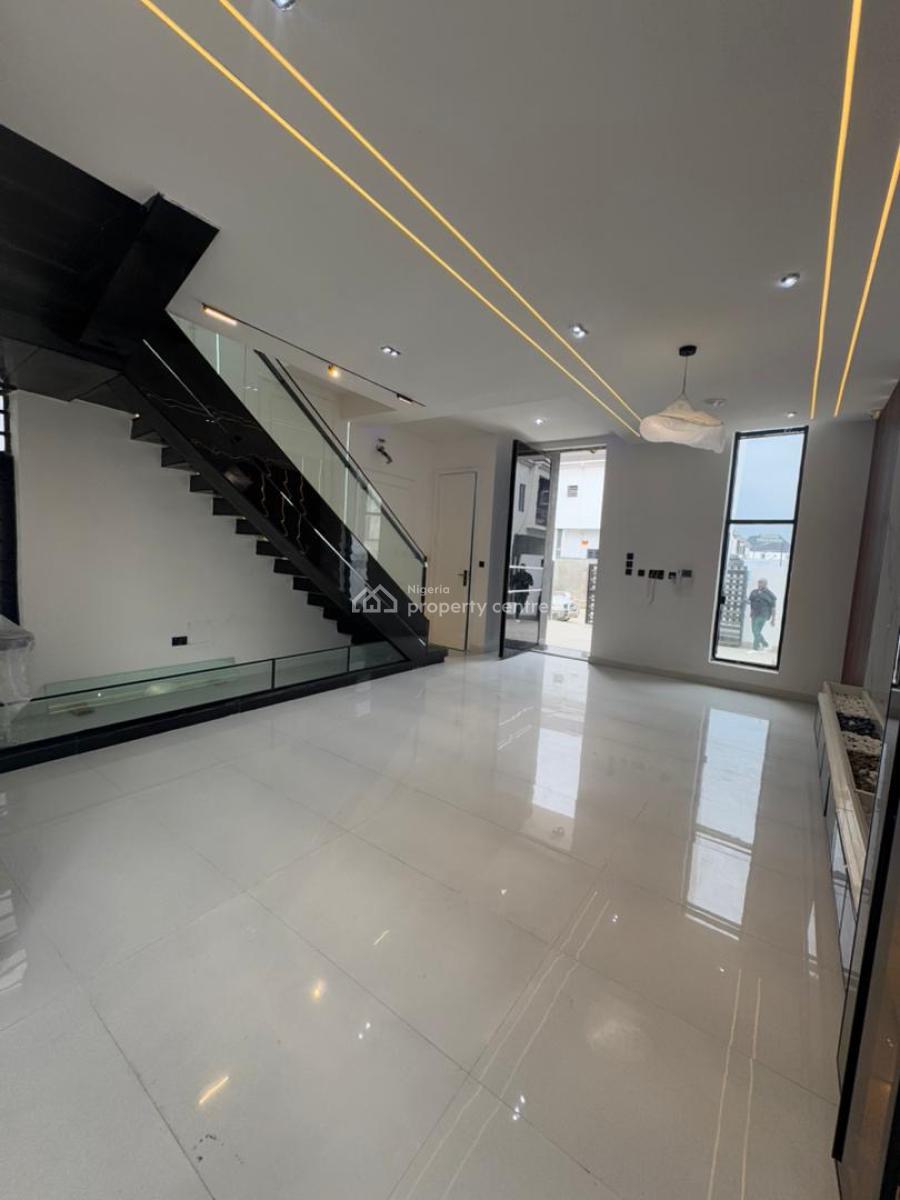 Massive 5 Bedroom Fully Detached Duplex, Orchird Road, Lekki, Lagos, Detached Duplex for Sale