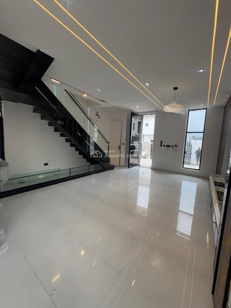 Massive 5 Bedroom Fully Detached Duplex, Orchird Road, Lekki, Lagos, Detached Duplex for Sale