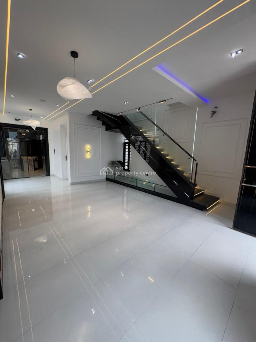 Massive 5 Bedroom Fully Detached Duplex, Orchird Road, Lekki, Lagos, Detached Duplex for Sale