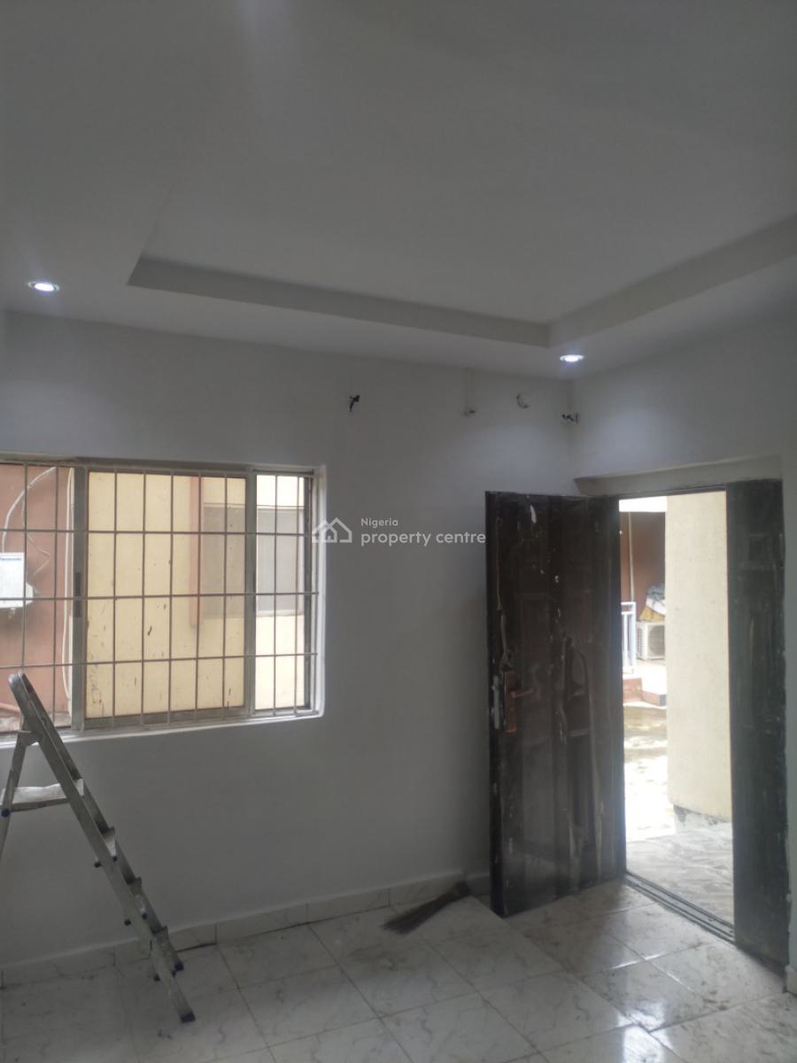 1 Bedroom, Omole Phase 2, Ikeja, Lagos, Mini Flat (room and Parlour) for Rent