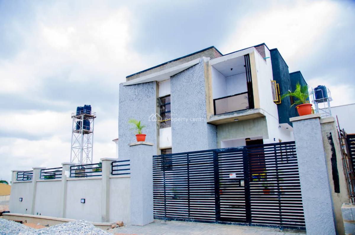 Luxury Detached House in  a Prime Estate, Alalubosa Gra, Ibadan, Oyo, Detached Duplex for Sale