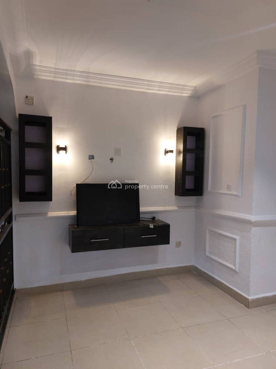 Well Maintained 3-bedroom Terrace with 2 Sitting Rooms, Lekki Phase 1, Lekki, Lagos, Terraced Duplex for Rent
