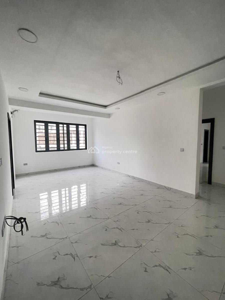Beautifully Built 2 Bedroom Luxury Apartment Available, Lekki Phase 1, Lekki, Lagos, Flat / Apartment for Sale