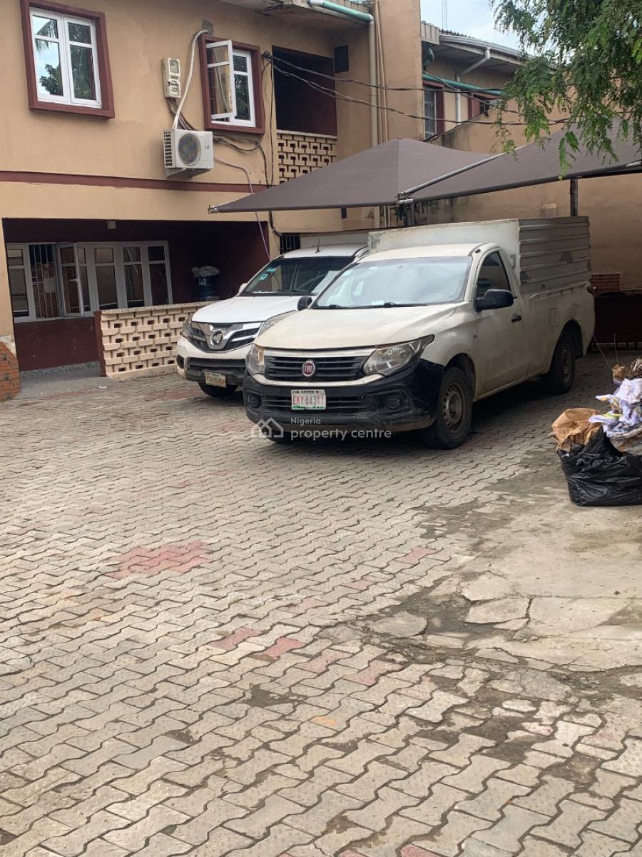 Well Maintained 2 Bedrooms Office Space, Anthony, Maryland, Lagos, Office Space for Rent