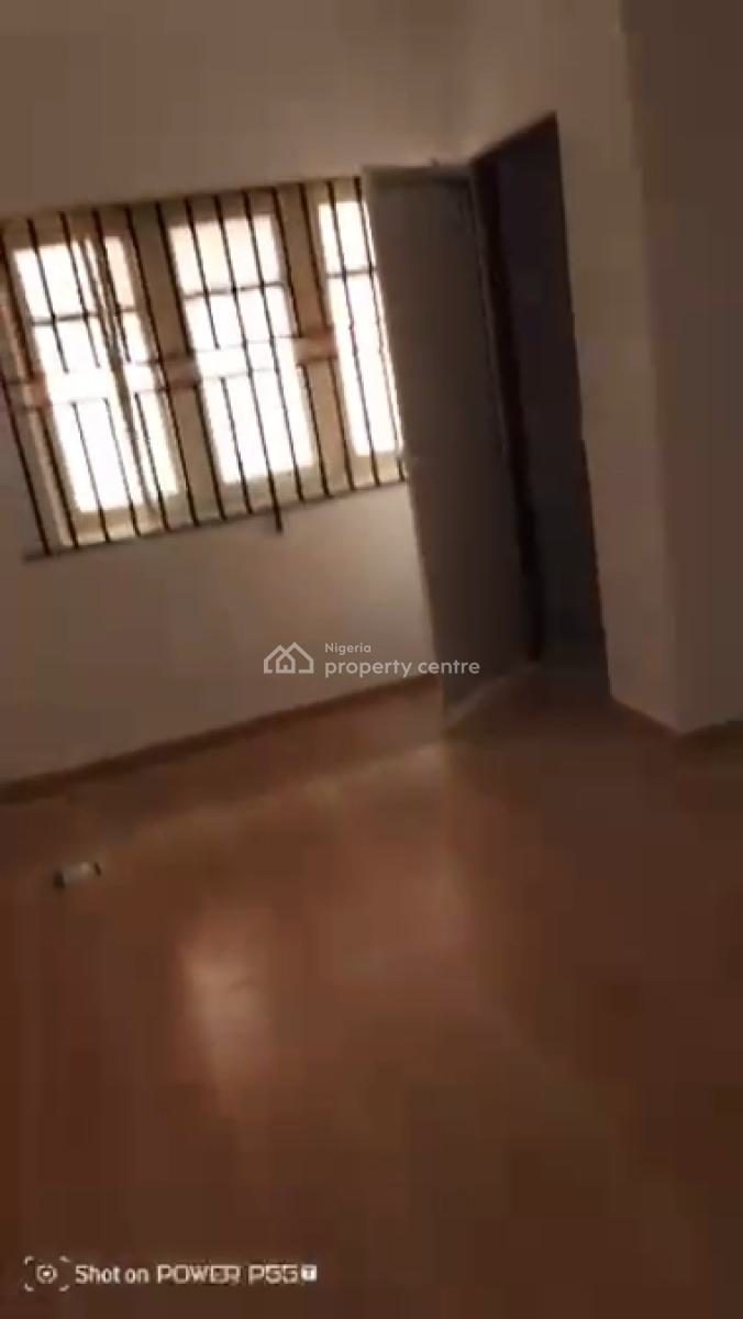 Very Decent & Spacious 3-bedroom Flat (upstairs & Downstairs), Akoka, Yaba, Lagos, Flat / Apartment for Rent