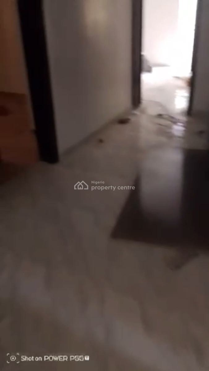 Very Decent & Spacious 3-bedroom Flat (upstairs & Downstairs), Akoka, Yaba, Lagos, Flat / Apartment for Rent