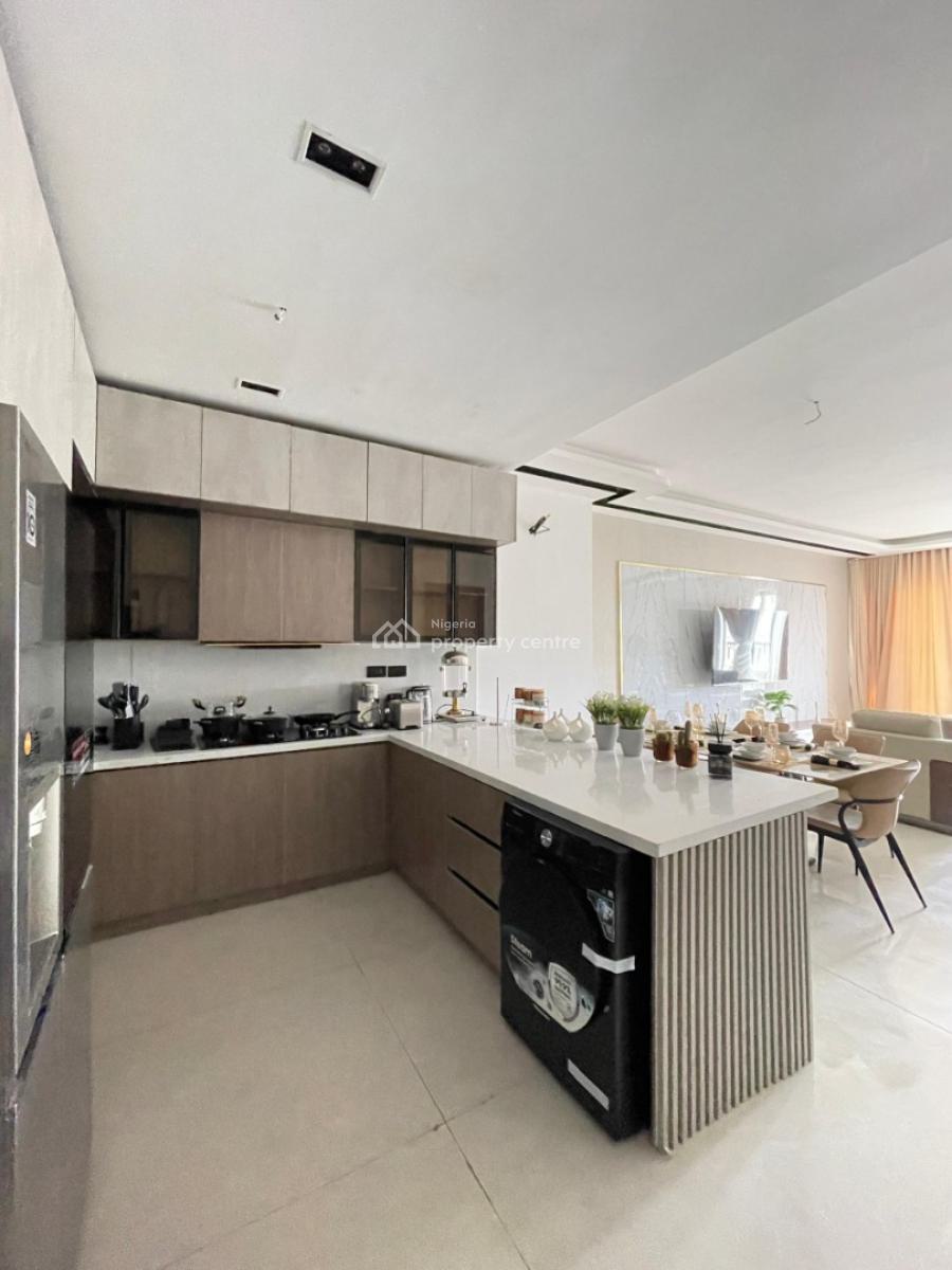 2 Bedroom Apartment with Communal Swimming Pool, Elevator, Mart and Gym, Lekki Phase 1, Lekki, Lagos, Flat / Apartment for Sale