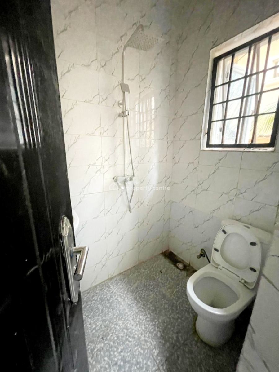 Luxury 3 Bedroom Flat in a Serene Environment, By America International School, Durumi, Abuja, Flat / Apartment for Rent