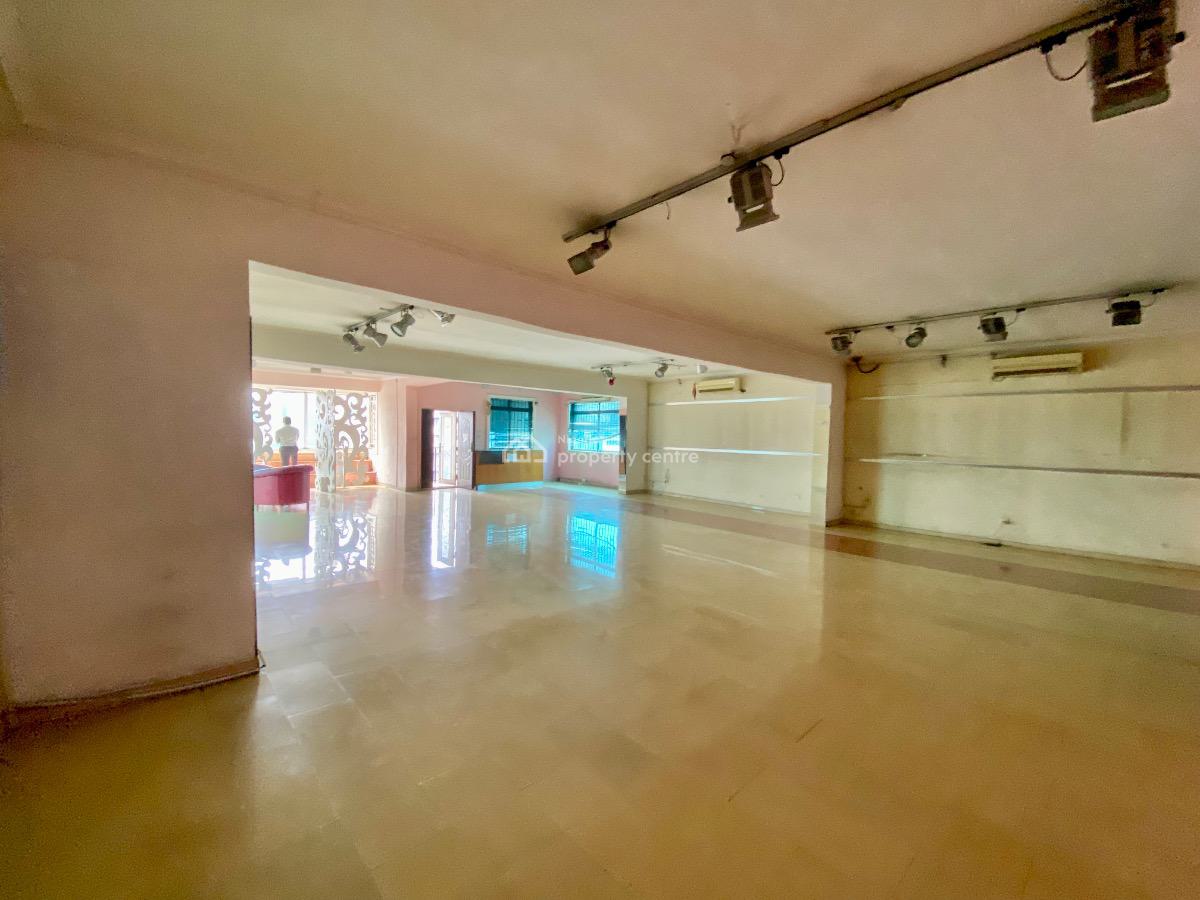 210sqm Open Space, Opebi, Ikeja, Lagos, Office Space for Rent